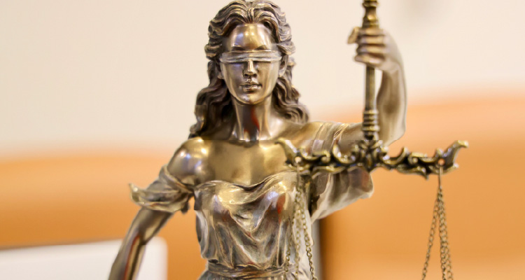 Imagem da deusa da Justiça
